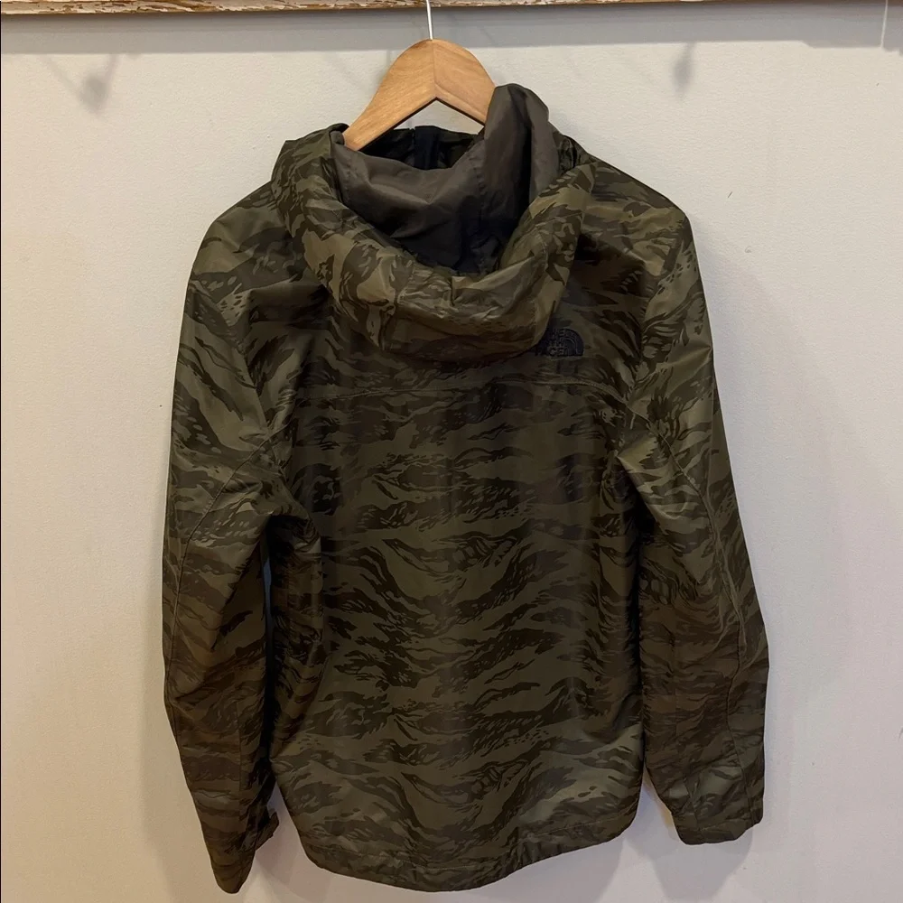 The North Face Millerton‎ Camouflage Jacket Size Small